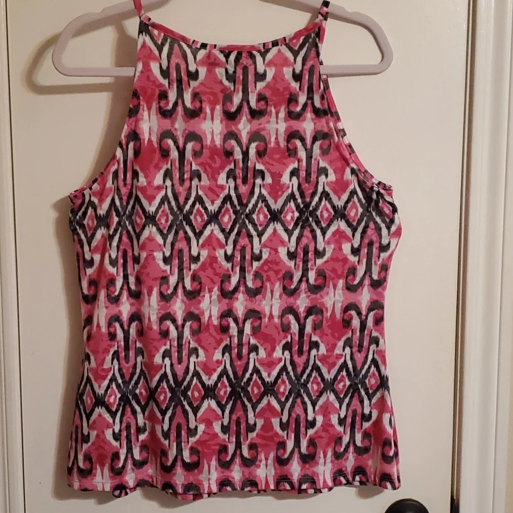 Halter Style Top - Picture 2 of 3